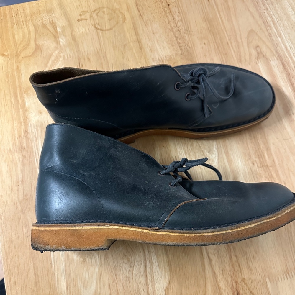 Clarks Black Leather Chukka BootsMen’s Clarks Horween Leather Dark Navy Leather.